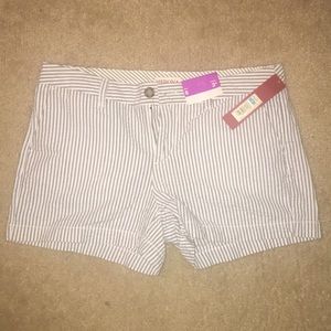 Merona shorts size 6, NWT